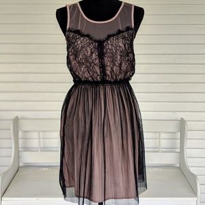 Forever 21 lace dress